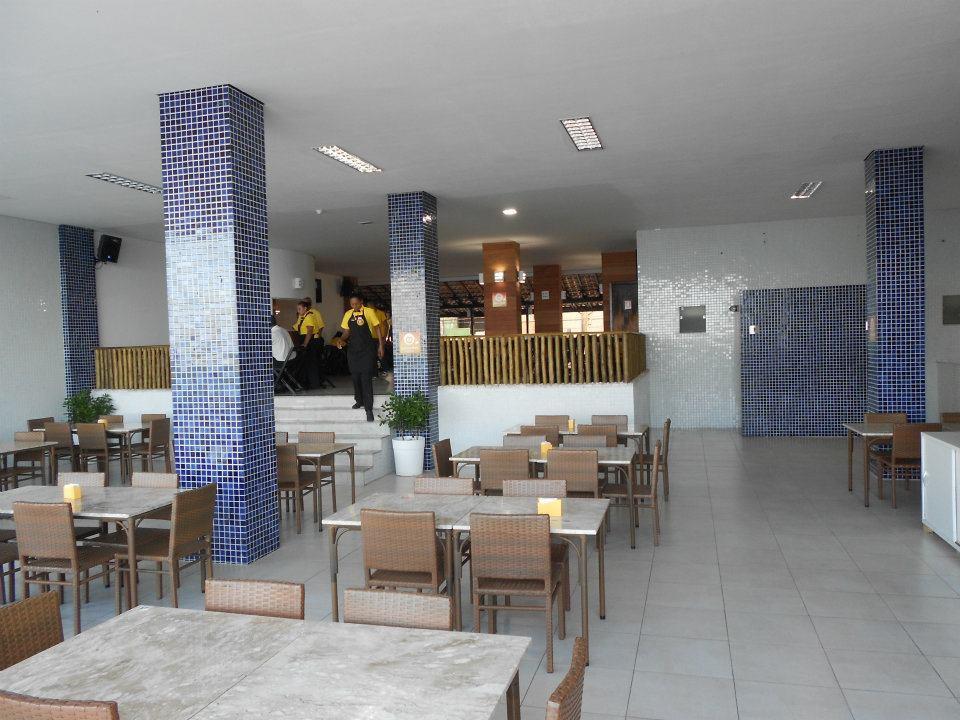 Apart Flat Farol Da Barra Salvador Extérieur photo