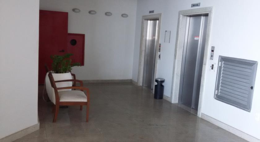 Apart Flat Farol Da Barra Salvador Extérieur photo